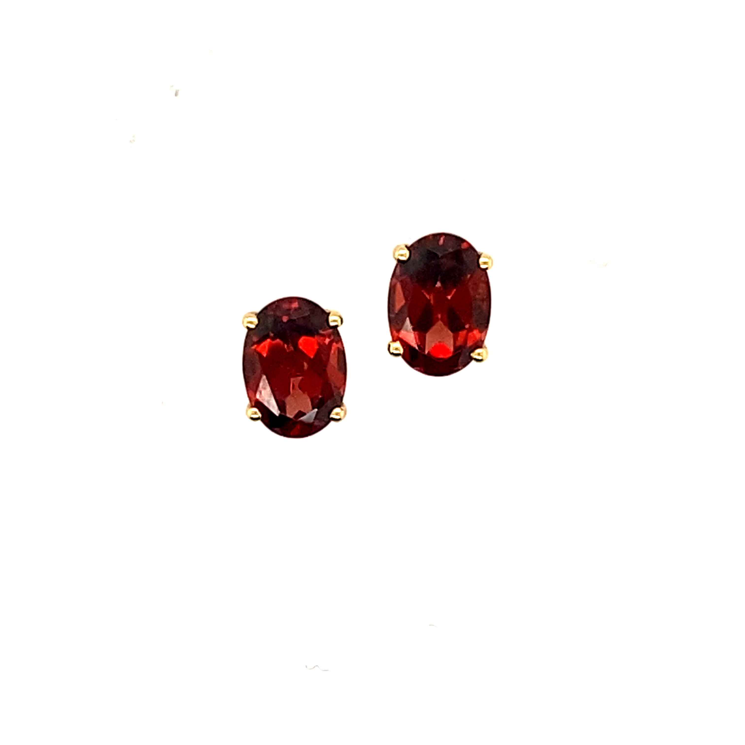 18 Carat Yellow Gold Oval Garnet Studs