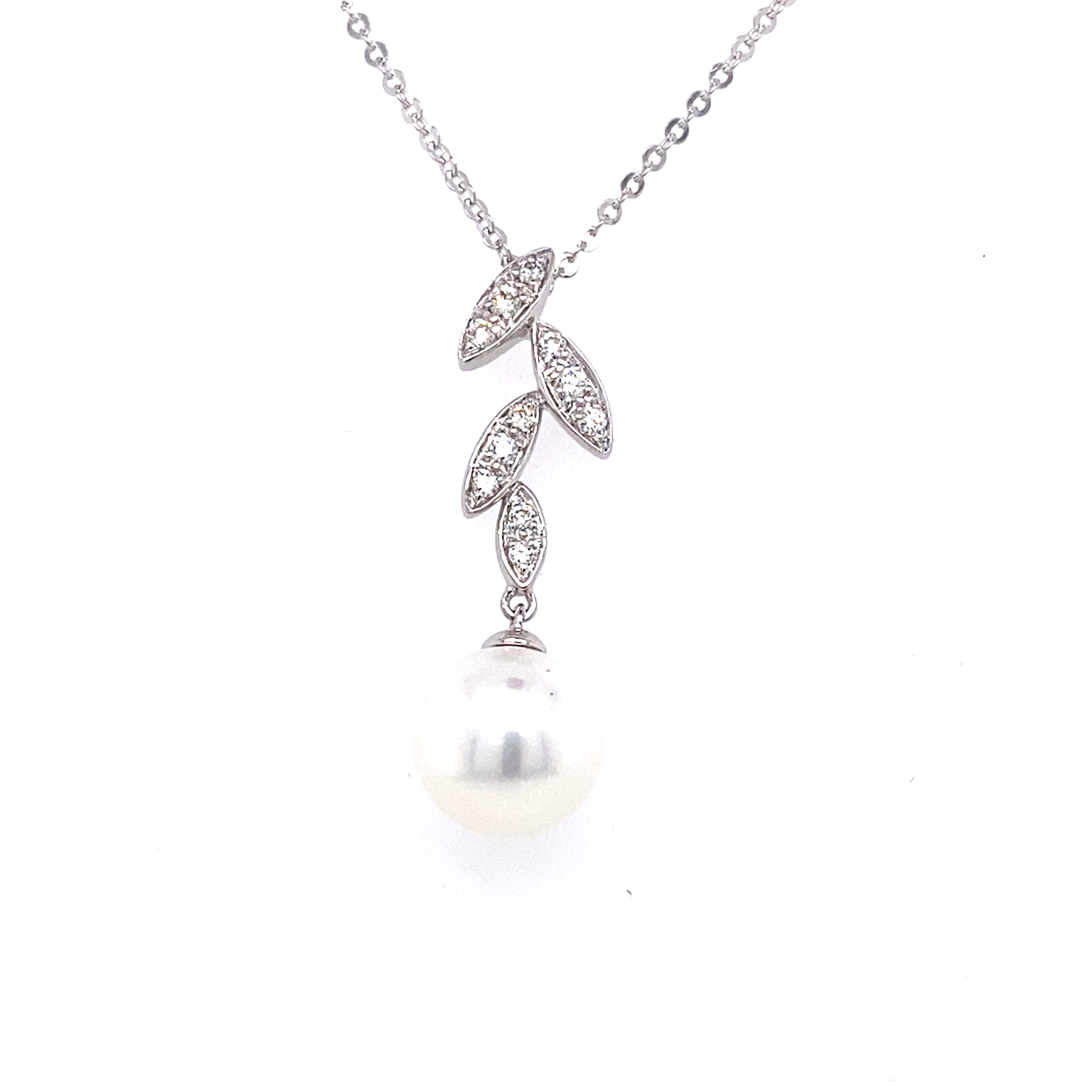 9 Carat Pearl and Diamond Pendant