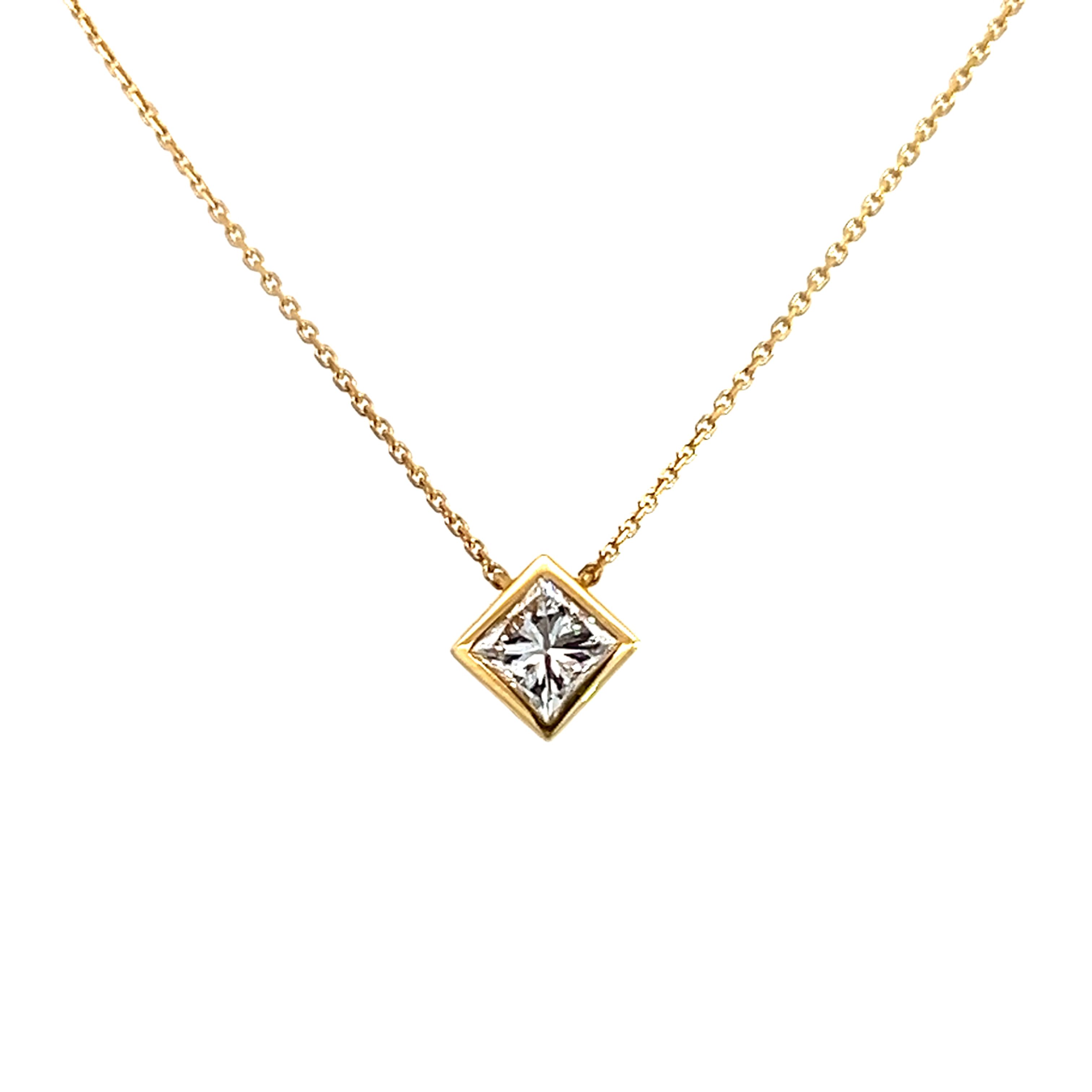 18 Carat Yellow Gold and Diamond Slider Pendant 0.60 ESi1