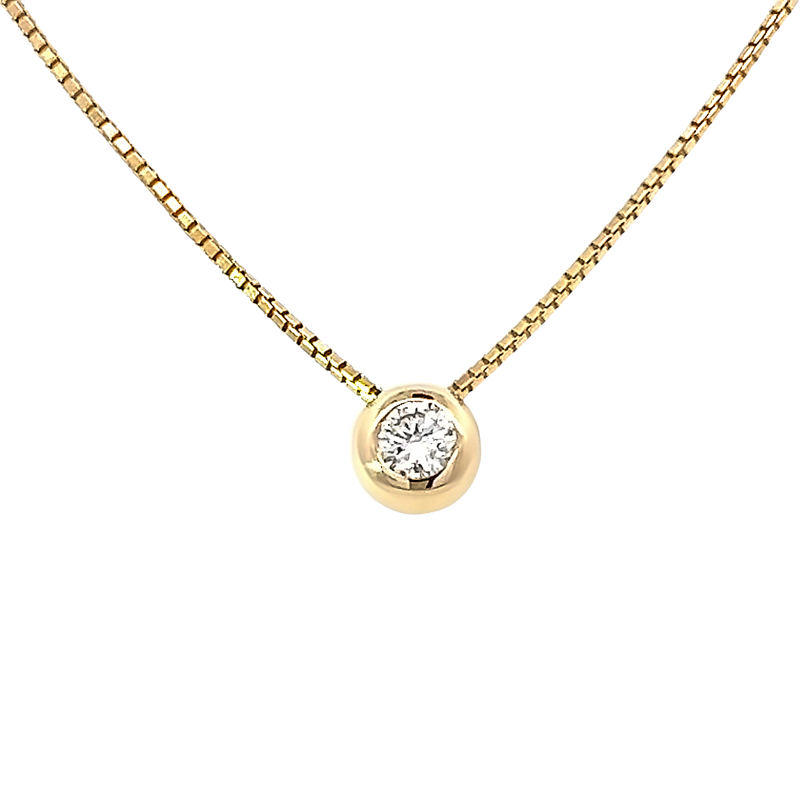 A solitaire diamond pendant