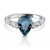 Platinum 1.51 carat Aquamarine and 0.39 carat Diamond ring